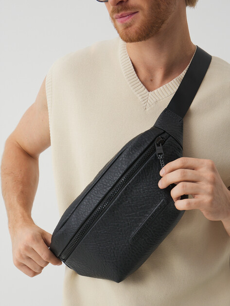 Мужская поясная сумка ARMANI EXCHANGE VENICE, Артикул XM000853, черный | 4368279. Ракурс 2