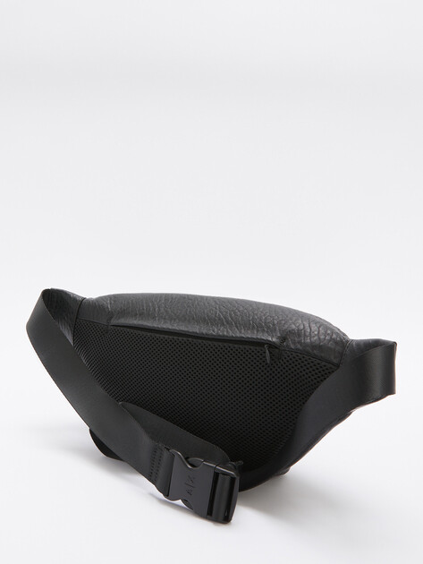 Мужская поясная сумка ARMANI EXCHANGE VENICE, Артикул XM000853, черный | 4368279. Ракурс 4