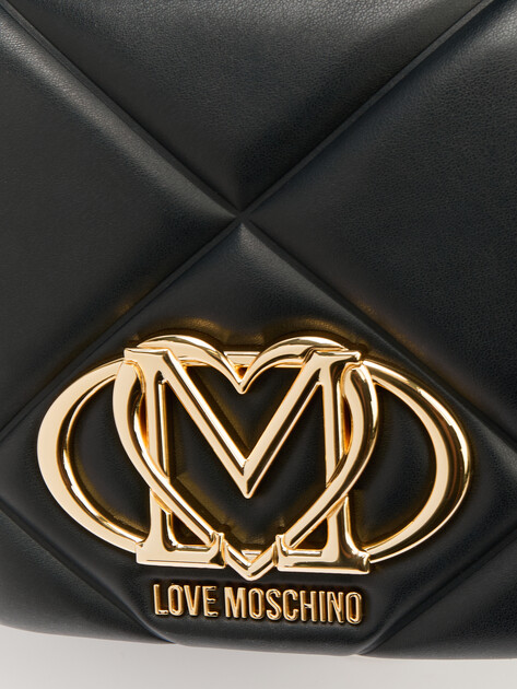 Женский рюкзак LOVE MOSCHINO EMBOSSED Q, Артикул JC4037PP SS25, черный | 4377006. Ракурс 3 Женский рюкзак LOVE MOSCHINO EMBOSSED Q, Артикул JC4037PP SS25, черный | 4377006. Ракурс 3