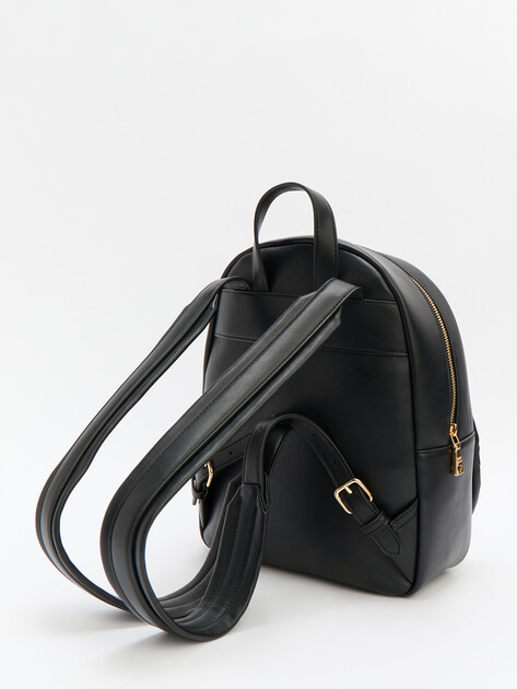 Женский рюкзак LOVE MOSCHINO EMBOSSED Q, Артикул JC4037PP SS25, черный | 4377006. Ракурс 4 Женский рюкзак LOVE MOSCHINO EMBOSSED Q, Артикул JC4037PP SS25, черный | 4377006. Ракурс 4