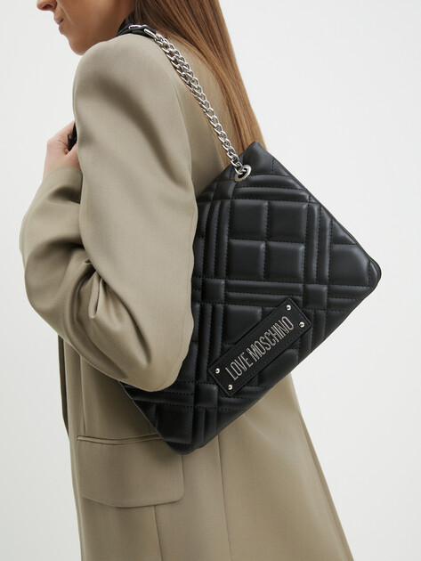 Женская сумка на плечо LOVE MOSCHINO QUILTED BAG, Артикул JC4153PP SS25, черный | 4377222. Ракурс 2 Женская сумка на плечо LOVE MOSCHINO QUILTED BAG, Артикул JC4153PP SS25, черный | 4377222. Ракурс 2