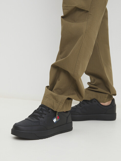 Мужские кеды TOMMY JEANS, Артикул EM0EM01397(K), черный | 4381112. Ракурс 2 Мужские кеды TOMMY JEANS, Артикул EM0EM01397(K), черный | 4381112. Ракурс 2