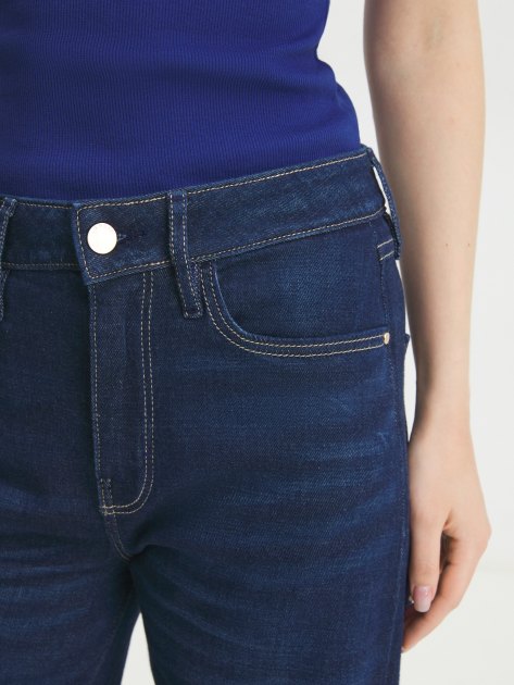 Женские широкие джинсы GUESS BELLFLOWER, Артикул W4BA82D5HF1, темно-синий | 4394210. Ракурс 3 Женские широкие джинсы GUESS BELLFLOWER, Артикул W4BA82D5HF1, темно-синий | 4394210. Ракурс 3