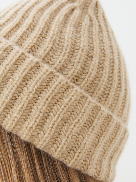 Женская шапка CALZETTI, Артикул R0012-2H, светло-бежевый | 4394869. Ракурс 3