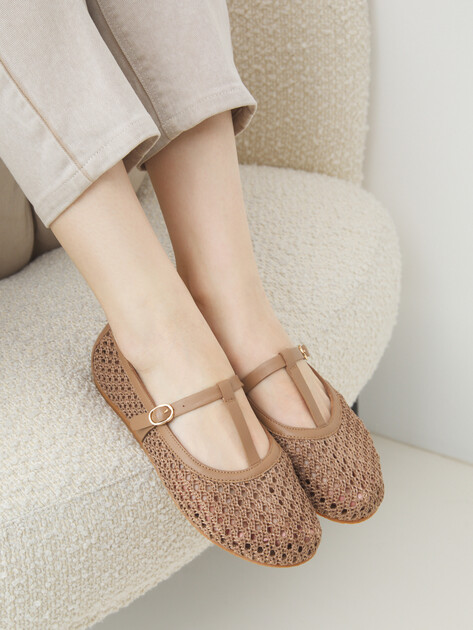 Женские балетки мэри-джейн TENDANCE, Артикул YS-48190A-1, коричневый | 4399655. Ракурс 2