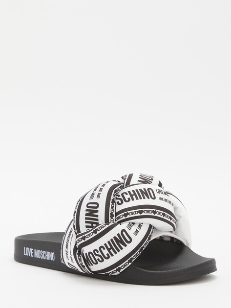 Женские шлепанцы LOVE MOSCHINO SLIDES, Артикул JA28312G, белый | 4403752. Ракурс 3 Женские шлепанцы LOVE MOSCHINO SLIDES, Артикул JA28312G, белый | 4403752. Ракурс 3