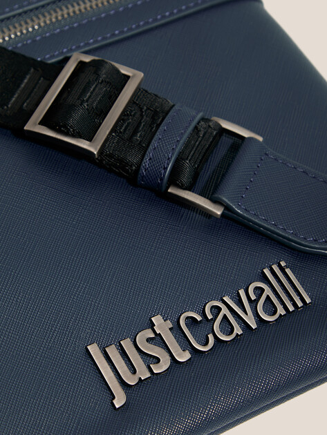 Мужская сумка  JUST CAVALLI JC METAL LETTERING, Артикул 78QA4B33, темно-синий | 4415821. Ракурс 2