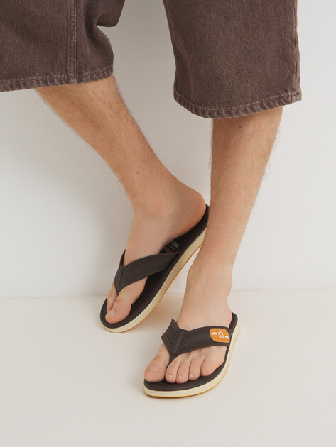 Мужские вьетнамки CARTAGO PARIS II THONG, Артикул 12214, темно-коричневый | 4416235. Ракурс 2
