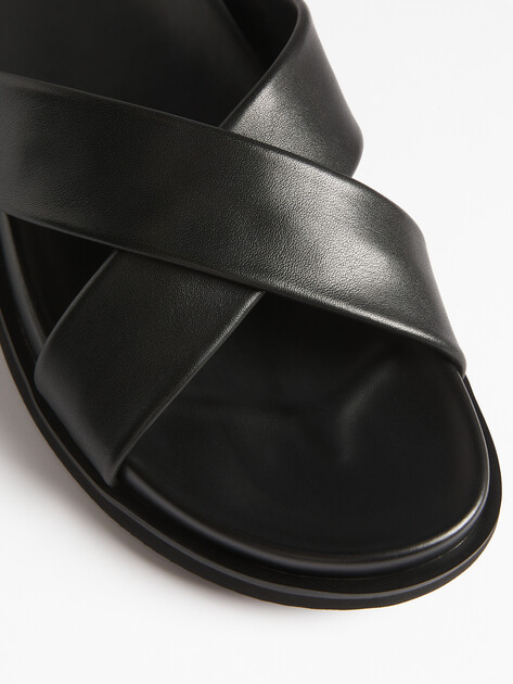 Мужские шлепанцы TENDANCE, Артикул ISG2-7006-9, черный | 4420083. Ракурс 6