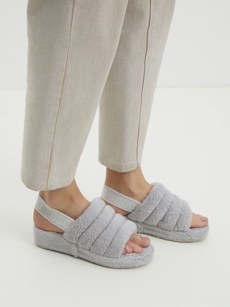 Женские сандалии UGG W FLUFF YEAH TERRY, Артикул 1127116, светло-серый | 4434782. Ракурс 2 Женские сандалии UGG W FLUFF YEAH TERRY, Артикул 1127116, светло-серый | 4434782. Ракурс 2