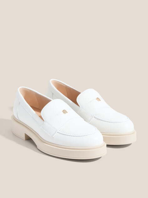 Женские лоферы FURLA LEGACY, Артикул YJ94FLG, белый | 4463753. Ракурс 2