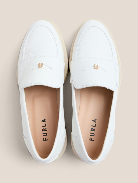 Женские лоферы FURLA LEGACY, Артикул YJ94FLG, белый | 4463753. Ракурс 4