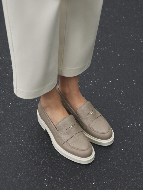 Женские лоферы FURLA LEGACY, Артикул YJ94FLG, серо-бежевый | 4463769. Ракурс 6