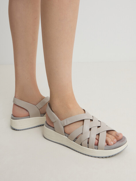 Женские сандалии TENDANCE, Артикул CLF893-01, бежевато-серый | 4477403. Ракурс 2