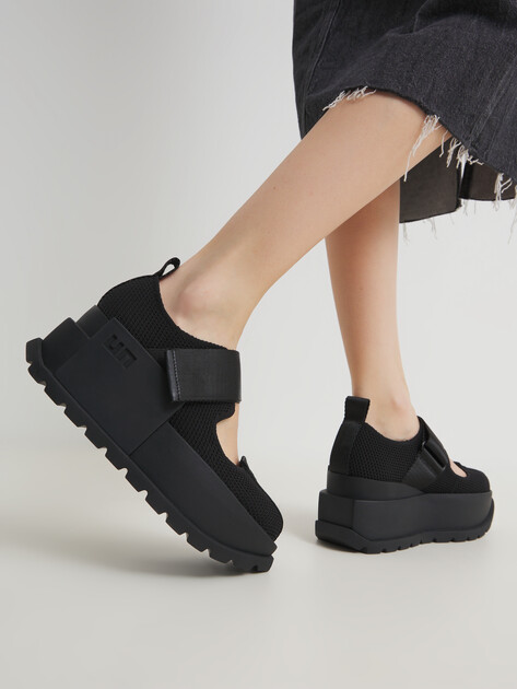 Женские кроссовки UNITED NUDE Roko Orion, Артикул Roko Orion, черный | 4479090. Ракурс 2 Женские кроссовки UNITED NUDE Roko Orion, Артикул Roko Orion, черный | 4479090. Ракурс 2