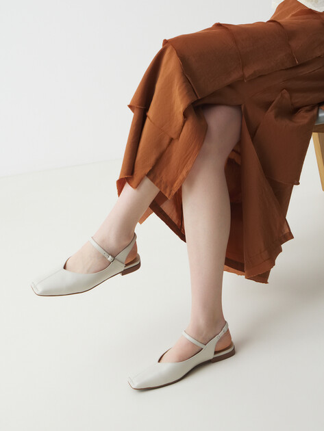 Женские балетки с открытой пяткой (слинг-бэк) TENDANCE, Артикул GLC8323-01, молочно-белый | 4483561. Ракурс 2