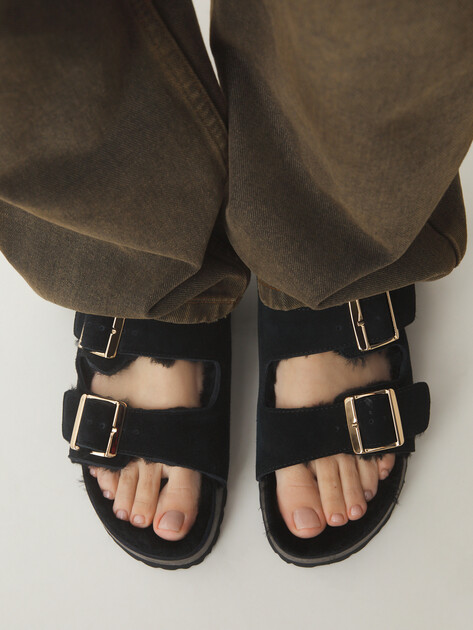 Женские шлепанцы TENDANCE, Артикул GLC3891-01, черный | 4484434. Ракурс 2