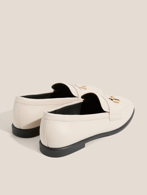 Женские лоферы FURLA FURLA GOCCIA, Артикул YJ80GCC, молочно-белый | 4488029. Ракурс 5 Женские лоферы FURLA FURLA GOCCIA, Артикул YJ80GCC, молочно-белый | 4488029. Ракурс 5