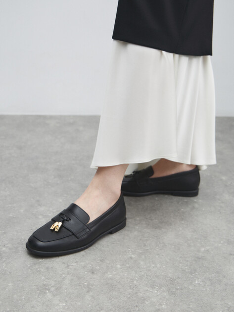 Женские лоферы FURLA FURLA GOCCIA, Артикул YJ80GCC, черный | 4488043. Ракурс 6 Женские лоферы FURLA FURLA GOCCIA, Артикул YJ80GCC, черный | 4488043. Ракурс 6