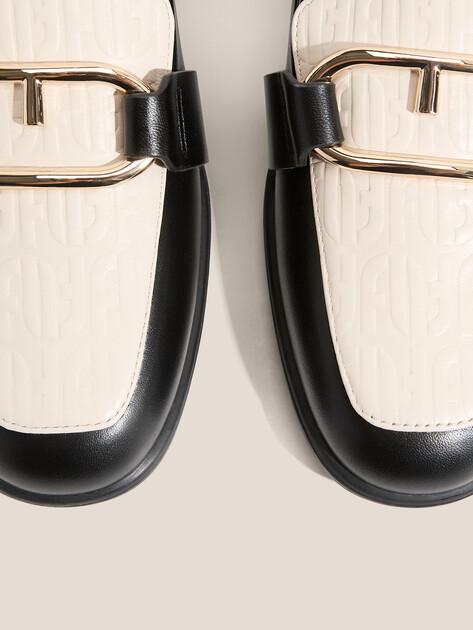 Женские лоферы FURLA NUVOLA, Артикул YJ93FNU, черный | 4488139. Ракурс 3