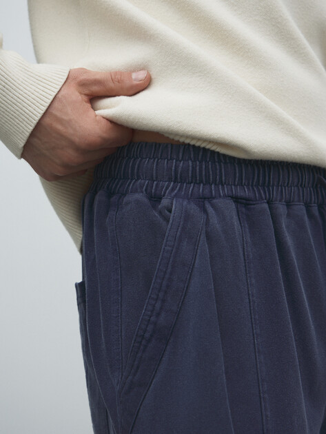 Мужские брюки MAISON DAVID, Артикул MLY24-117-1A, темно-синий | 4491769. Ракурс 3 Мужские брюки MAISON DAVID, Артикул MLY24-117-1A, темно-синий | 4491769. Ракурс 3