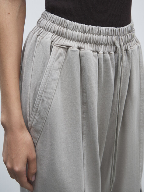 Женские брюки карго MAISON DAVID, Артикул MLY24-112-2W, бежевато-серый | 4491892. Ракурс 3