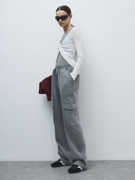 Женские брюки карго MAISON DAVID, Артикул MLY24-112-2W, серый | 4491902. Ракурс 2