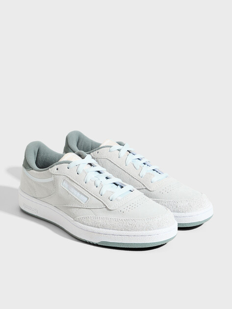 Кеды REEBOK CLUB C 85, Артикул CLUB C 85, бледно-серый | 4493210. Ракурс 2 Кеды REEBOK CLUB C 85, Артикул CLUB C 85, бледно-серый | 4493210. Ракурс 2