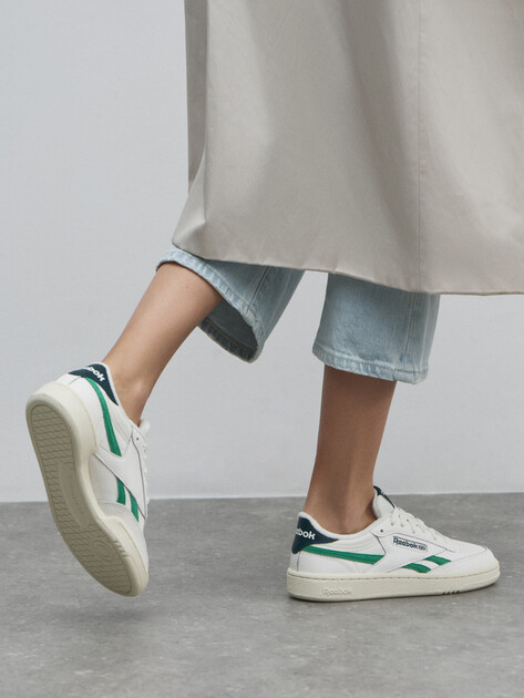 Женские кеды REEBOK CLUB C REVENGE, Артикул CLUB C REVENGE, белый | 4493373. Ракурс 6