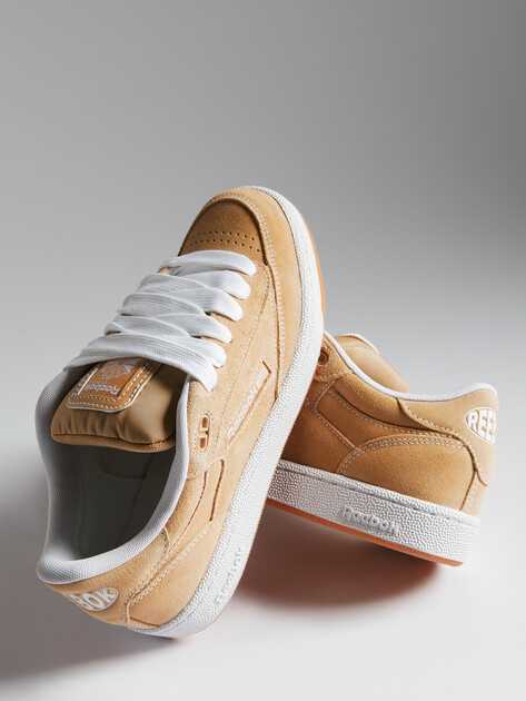 Женские кеды REEBOK CLUB C BULC CLN, Артикул CLUB C BULC CLN, темно-бежевый | 4493468. Ракурс 5 Женские кеды REEBOK CLUB C BULC CLN, Артикул CLUB C BULC CLN, темно-бежевый | 4493468. Ракурс 5