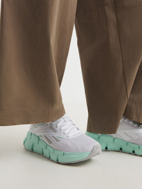 Женские кроссовки REEBOK ZIG DYNAMICA 6, Артикул ZIG DYNAMICA 6, белый | 4495484. Ракурс 6