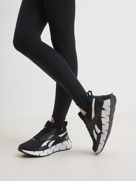 Кроссовки REEBOK ZIG DYNAMICA STR, Артикул ZIG DYNAMICA STR, черный | 4495822. Ракурс 2 Кроссовки REEBOK ZIG DYNAMICA STR, Артикул ZIG DYNAMICA STR, черный | 4495822. Ракурс 2