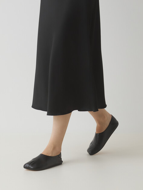 Балетки MM6 MAISON MARGIELA BALLET SHOE, Артикул S59WZ0095, черный | 4497502. Ракурс 2 Балетки MM6 MAISON MARGIELA BALLET SHOE, Артикул S59WZ0095, черный | 4497502. Ракурс 2