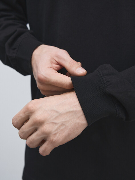 Мужской лонгслив MAISON DAVID, Артикул 2024-527, черный | 4525430. Ракурс 3