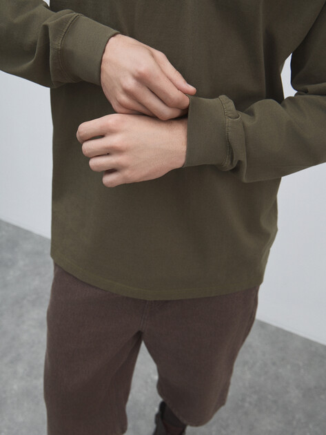 Мужской лонгслив MAISON DAVID, Артикул 2024-527, хаки | 4525458. Ракурс 3