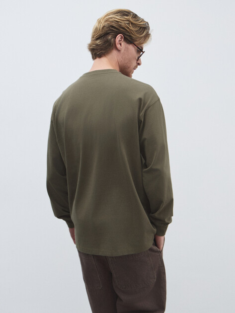 Мужской лонгслив MAISON DAVID, Артикул 2024-527, хаки | 4525458. Ракурс 4