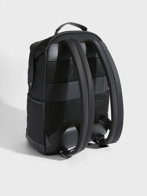 Мужской рюкзак KARL LAGERFELD k/essential nylon backpack, Артикул A2M30155, черный | 4525673. Ракурс 3