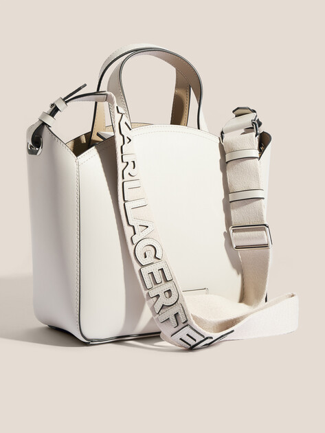 Женский тоут KARL LAGERFELD k/circle sm tote perforated, Артикул A1W30058, бледно-серый | 4527112. Ракурс 3 Женский тоут KARL LAGERFELD k/circle sm tote perforated, Артикул A1W30058, бледно-серый | 4527112. Ракурс 3