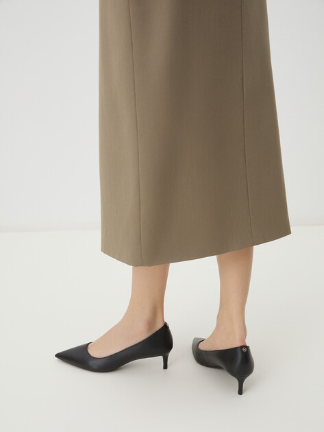 Женские туфли MICHAEL KORS ALINA FLEX KITTEN PUMP, Артикул 40R3ALMP1L(K), черный | 4527406. Ракурс 2 Женские туфли MICHAEL KORS ALINA FLEX KITTEN PUMP, Артикул 40R3ALMP1L(K), черный | 4527406. Ракурс 2