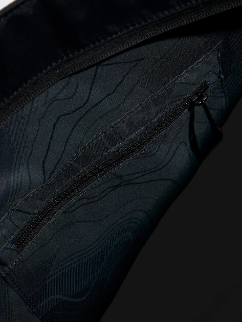 Женский шоппер COLUMBIA COTTONWOOD CREEK TOTE, Артикул 2140771, черный | 4535943. Ракурс 4