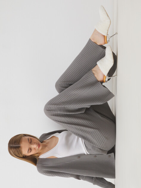 Женские прямые брюки MAISON DAVID, Артикул S2580, бежево-серый | 4536554. Ракурс 4