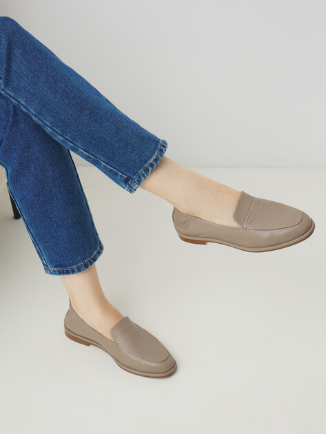 Женские лоферы TENDANCE, Артикул GLC8569-01, бежево-серый | 4540641. Ракурс 2 Женские лоферы TENDANCE, Артикул GLC8569-01, бежево-серый | 4540641. Ракурс 2