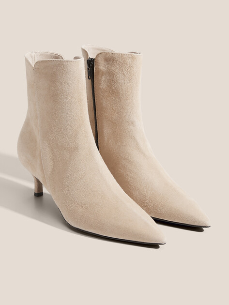 Ботильоны FURLA CORE, Артикул YK26FCD, светло-бежевый | 4543035. Ракурс 2