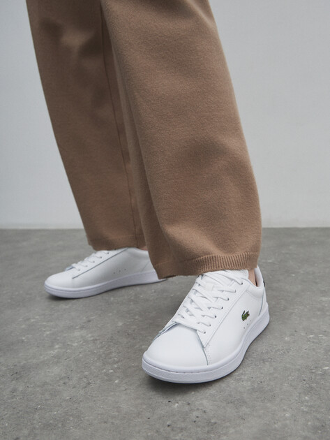 Женские кеды LACOSTE CARNABY SET 225 6 SFA, Артикул 750SFA0054, белый | 4552589. Ракурс 6 Женские кеды LACOSTE CARNABY SET 225 6 SFA, Артикул 750SFA0054, белый | 4552589. Ракурс 6