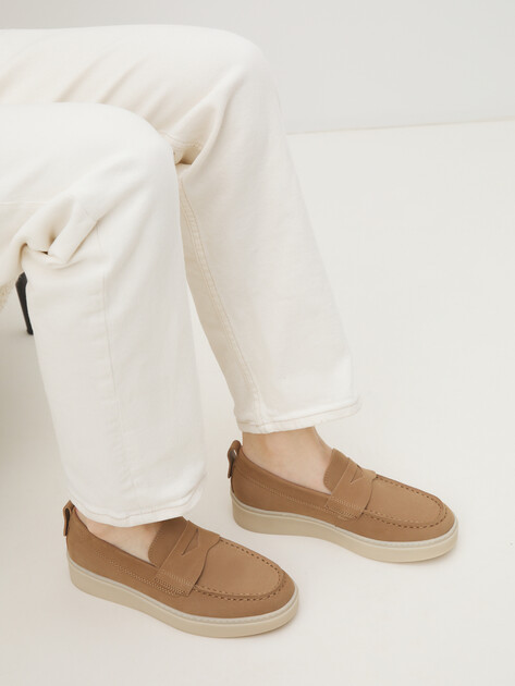 Женские лоферы TENDANCE, Артикул YS-005A-24, коричнево-бежевый | 4555540. Ракурс 2 Женские лоферы TENDANCE, Артикул YS-005A-24, коричнево-бежевый | 4555540. Ракурс 2