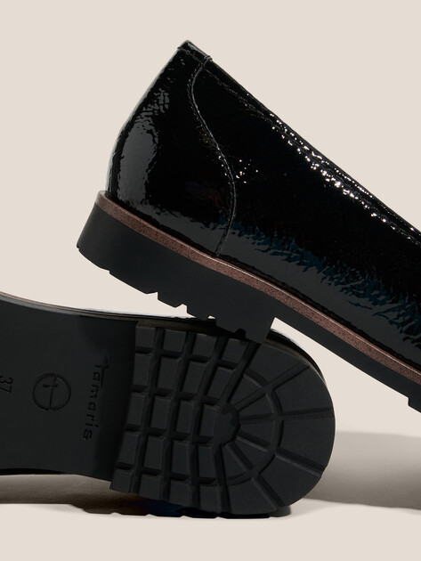 Женские лоферы TAMARIS CAREEN, Артикул 1-1-24239-42, черный | 4559494. Ракурс 3