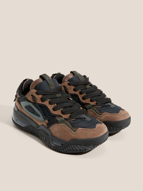 Мужские кроссовки FILA WADE M, Артикул WADE M, серо-коричневый | 4563024. Ракурс 2