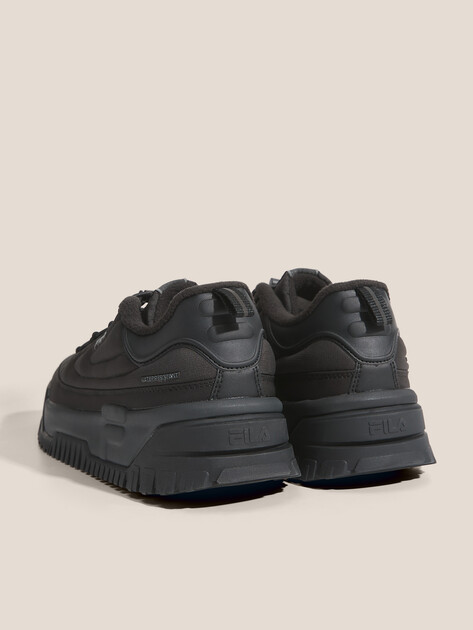 Мужские кеды FILA POWDER PUFF LOW M, Артикул POWDER PUFF LOW M, черный | 4563328. Ракурс 5