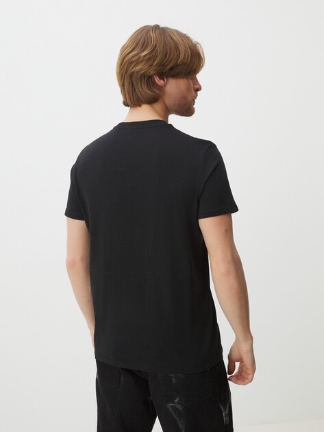 Мужская футболка GUESS BSC INTL CLASSIC DESIGN TEE, Артикул M5RI43K9RM1, черный | 4567904. Ракурс 4