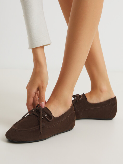 Женские дерби TENDANCE, Артикул YS-48229A-4, темно-коричневый | 4570870. Ракурс 2